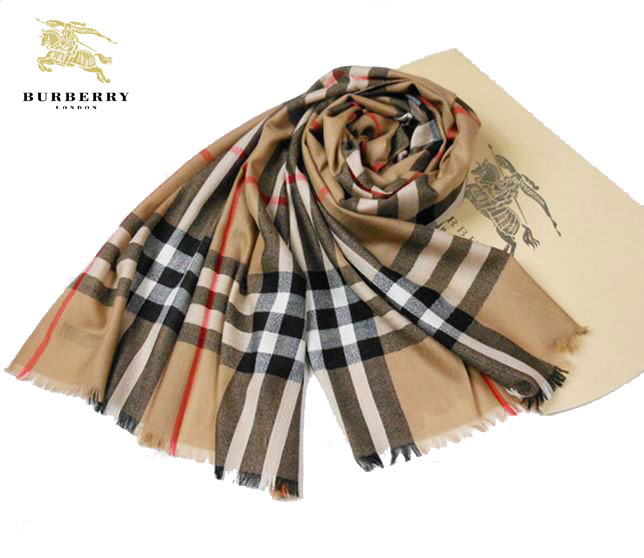 écharpes burberry soldes